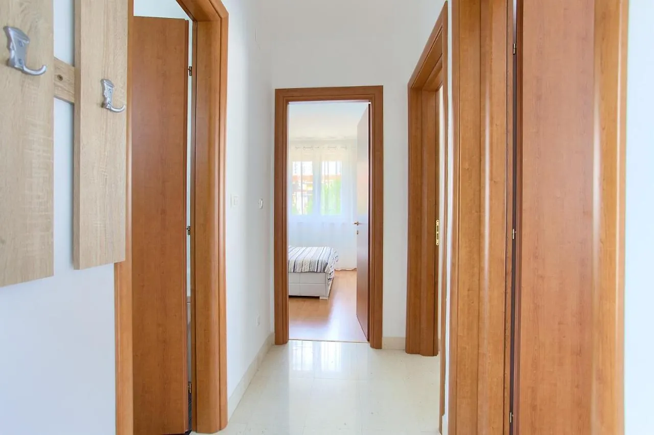 Apartment Anja Krk Town 0*,  Croatia