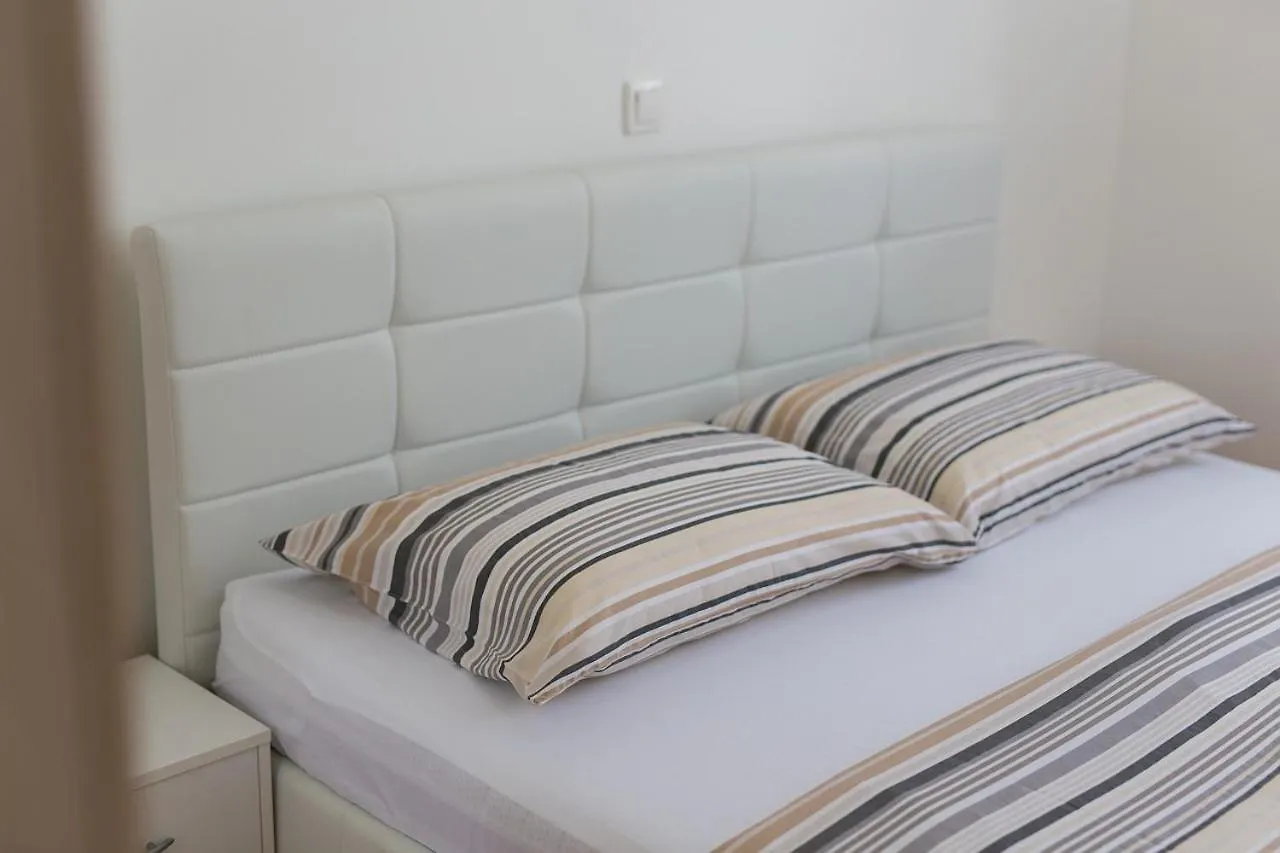 Apartment Anja Krk Town