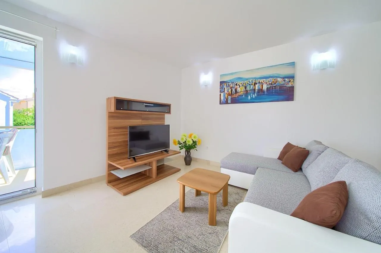 Apartment Anja Krk Town