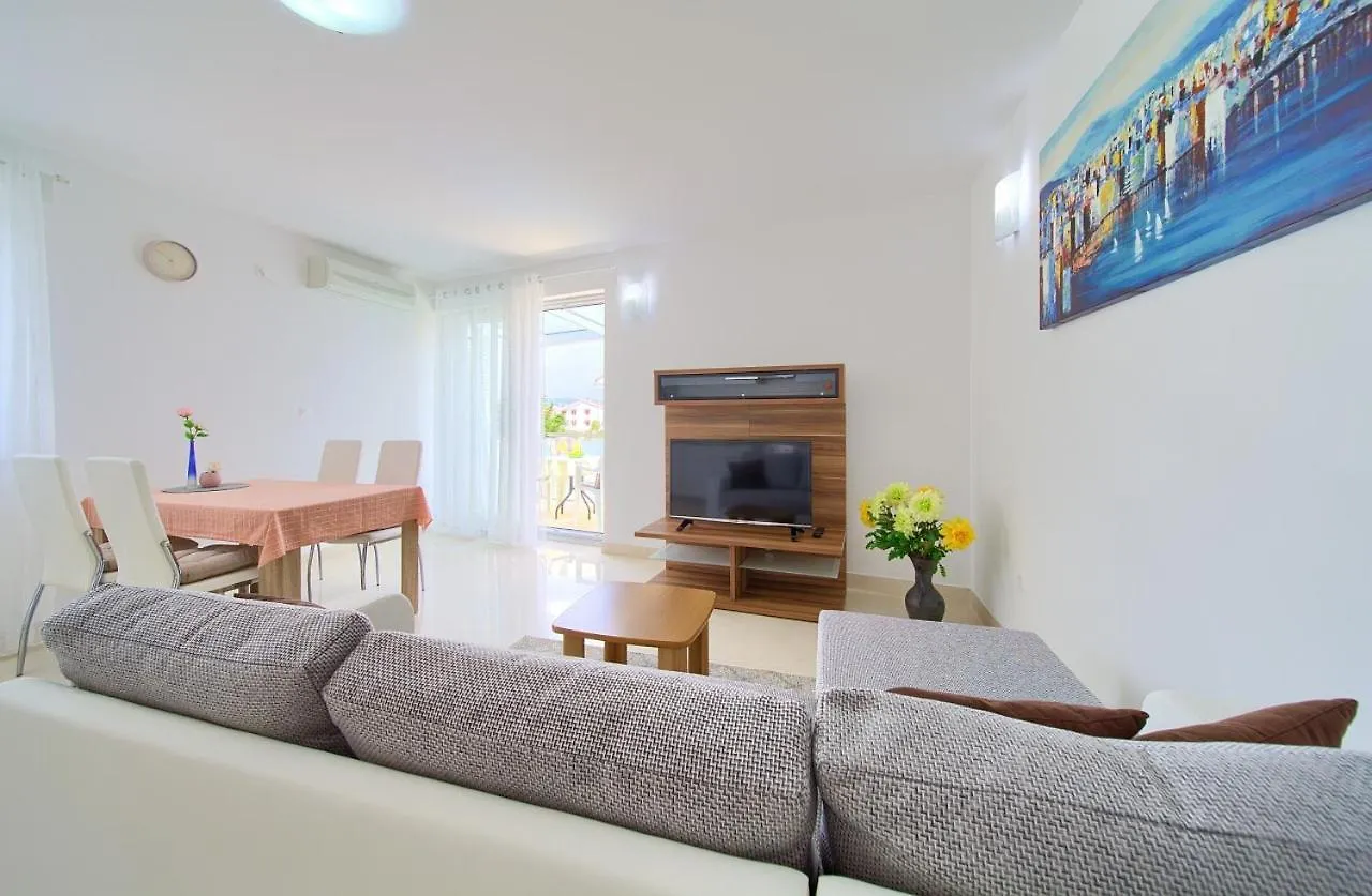 Apartment Anja Krk Town