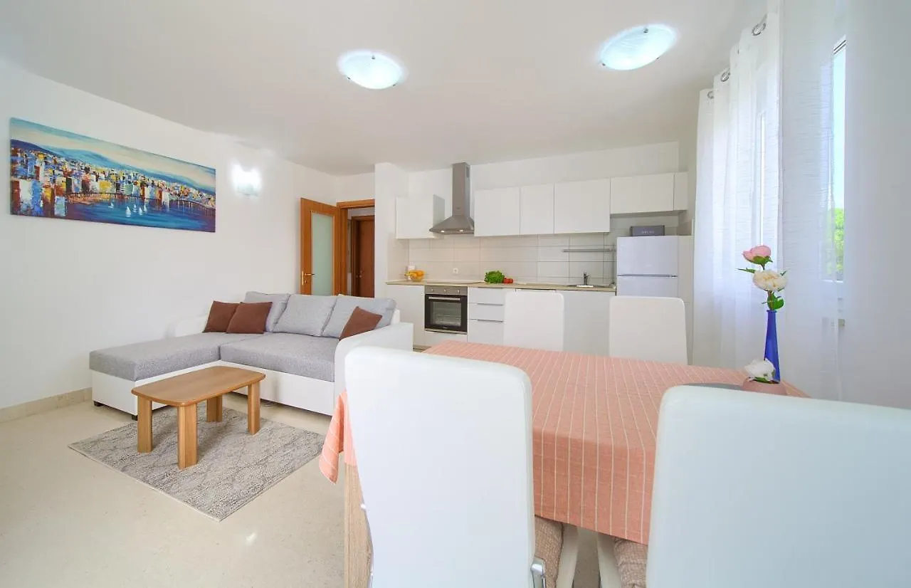 Apartment Anja Krk Town